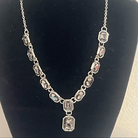 “NEW” FASHION JEWELRY SET - Picture 6 of 8